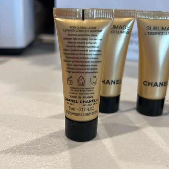 Chanel Sublimage l’essence lumiere - Picture 2 of 2